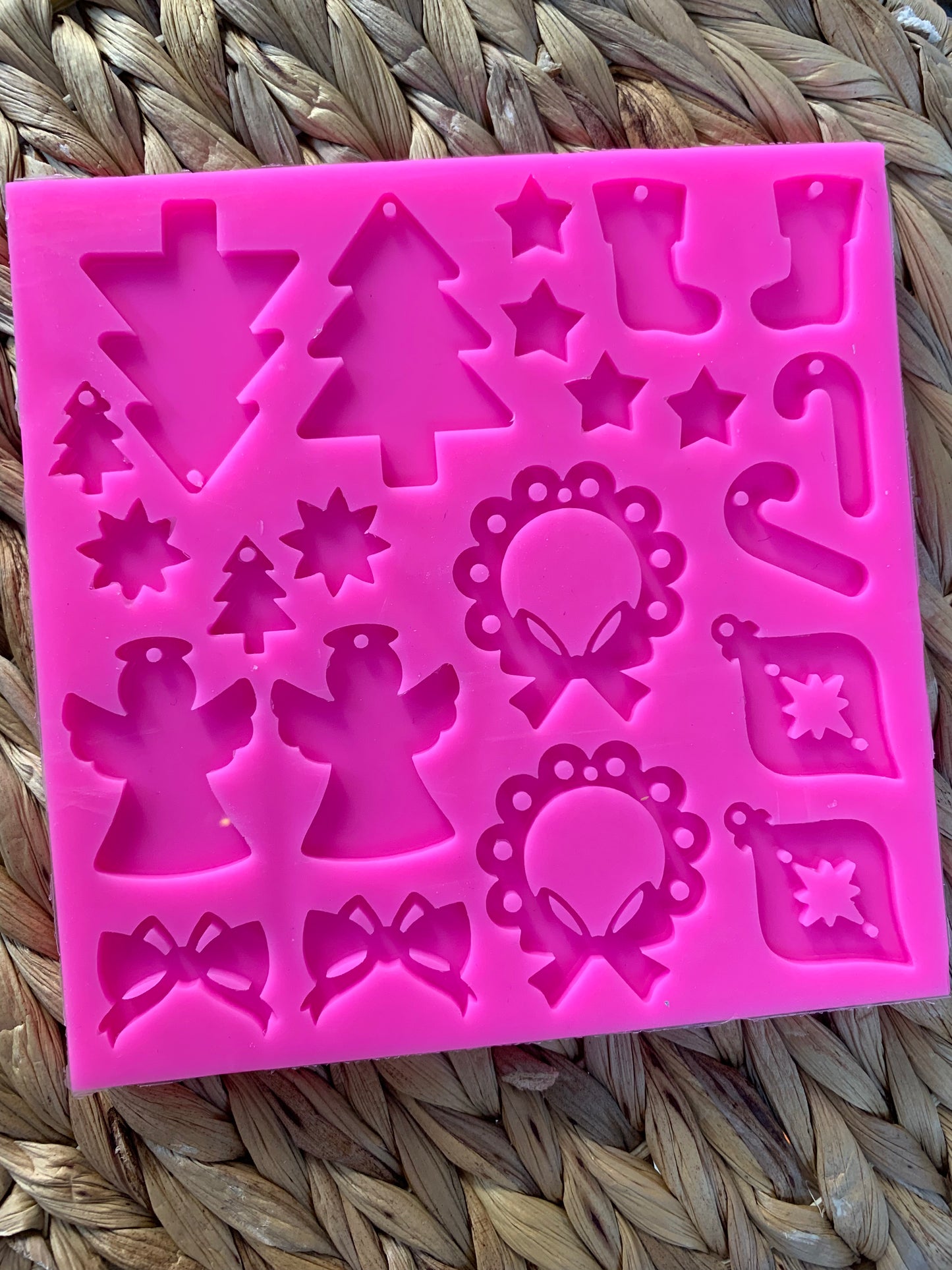 11 pair Christmas mould