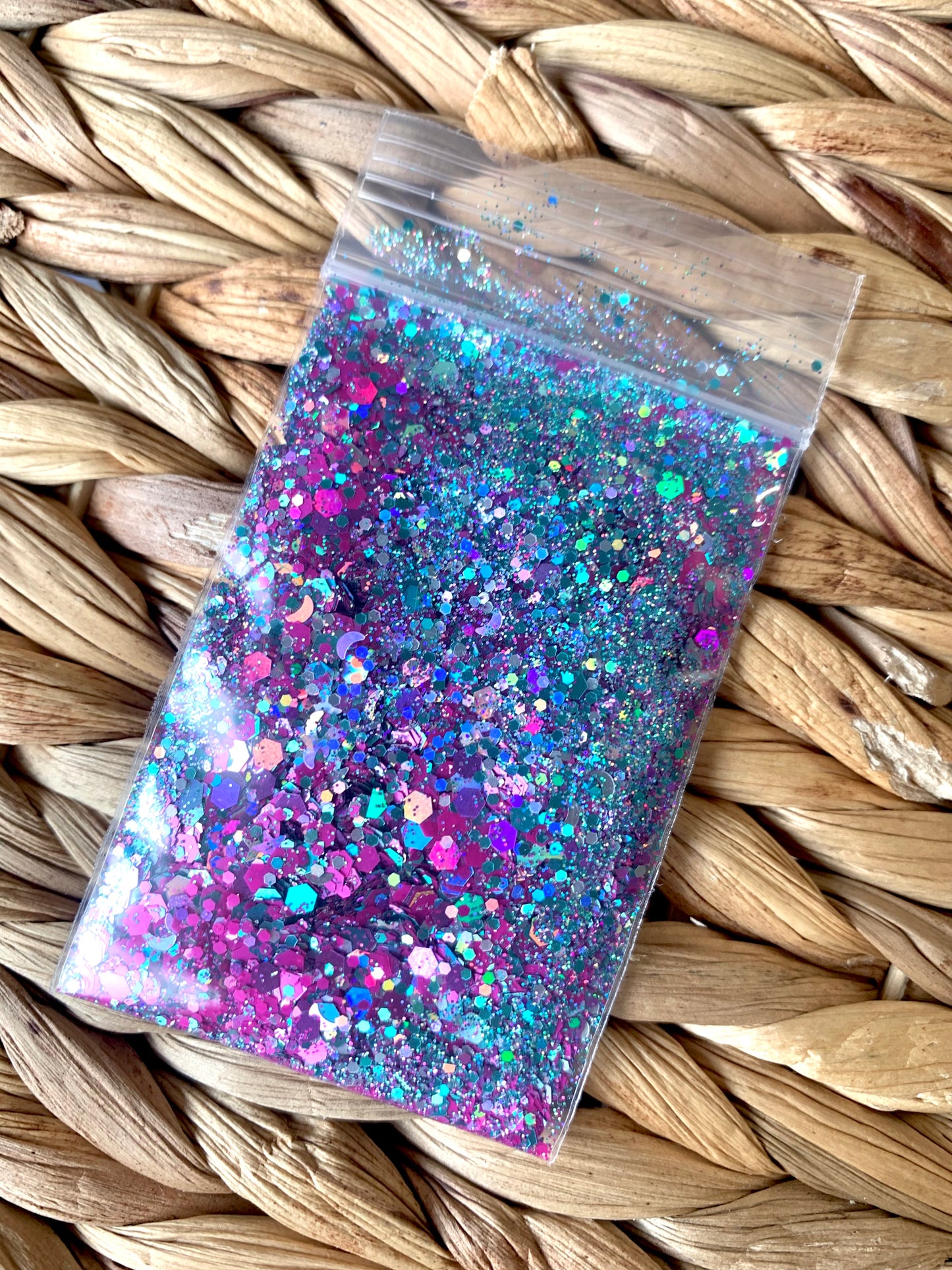 ‘Flourite’ Custom glitter mix